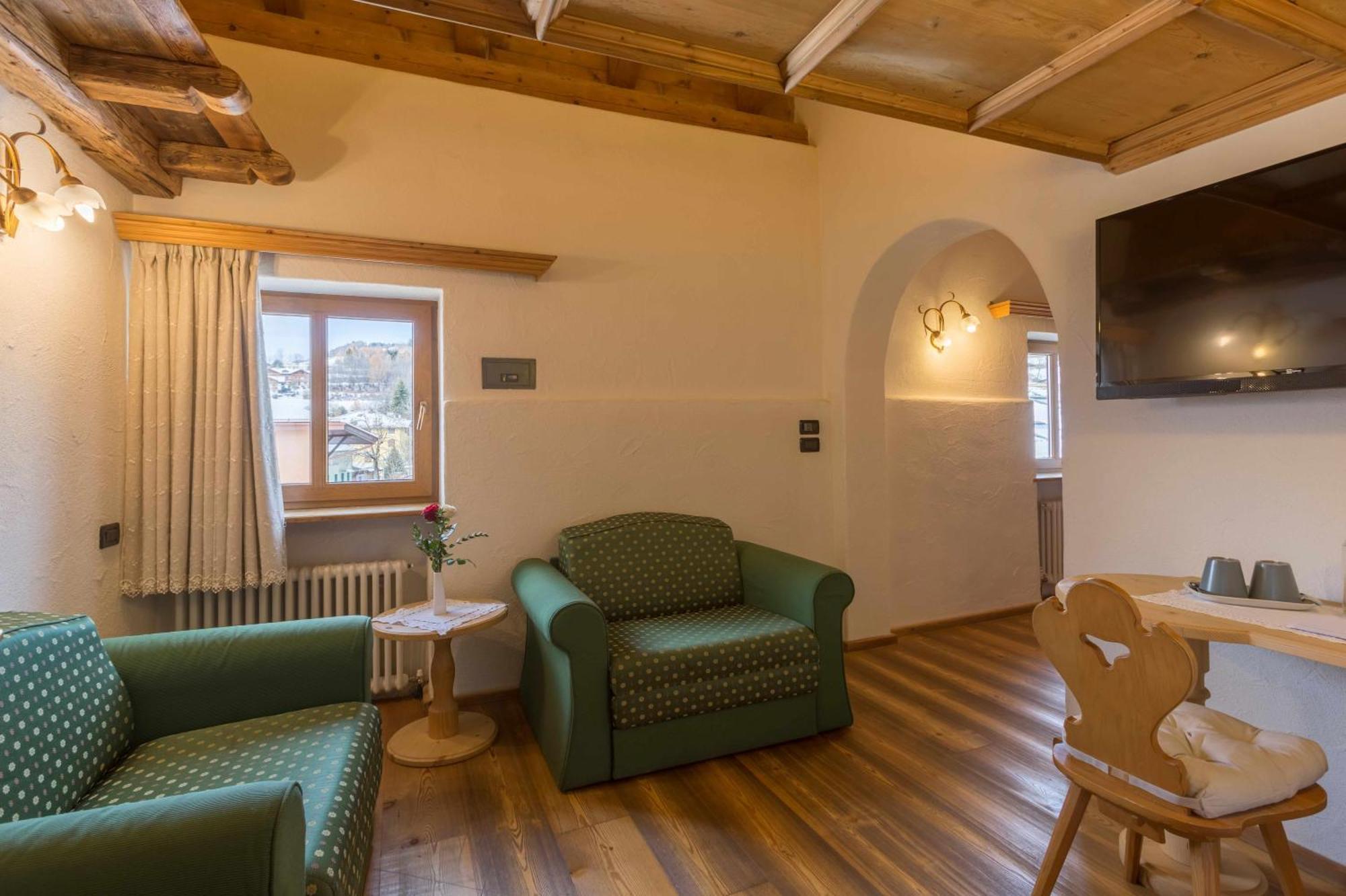 Hotel La Stua Cavalese Eksteriør bilde