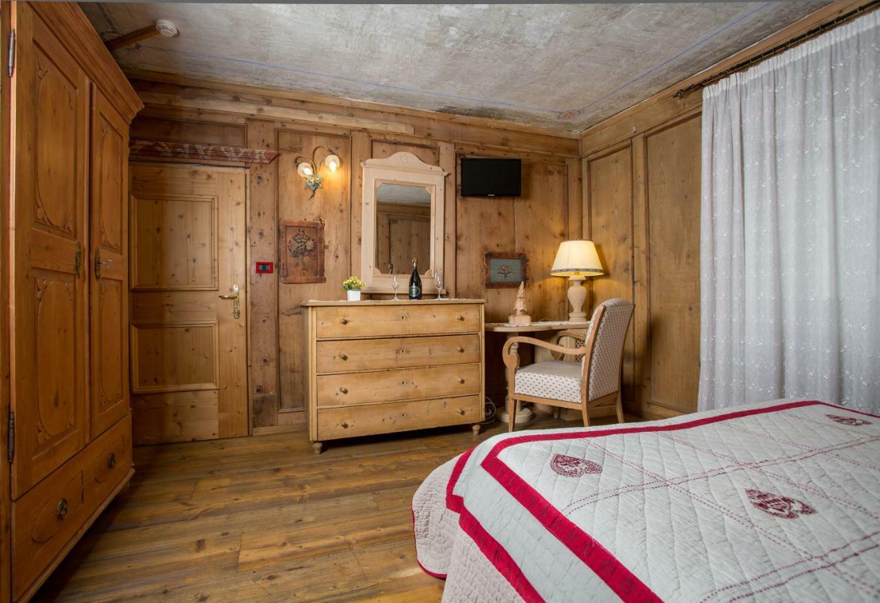 Hotel La Stua Cavalese Eksteriør bilde